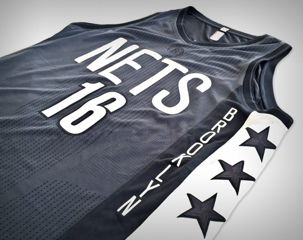 les-nets-devoilent-un-nouveau-maillot-brooklyn-remix