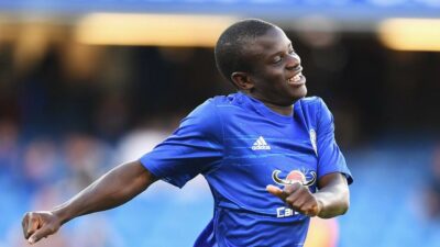 N'Golo Kanté - un contrat pour devenir le joueur le mieux payé de Chelsea ?