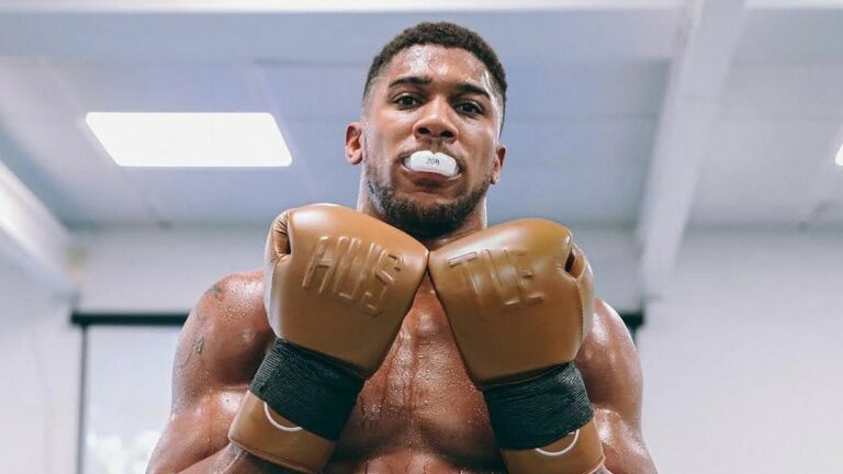 Anthony Joshua de retour