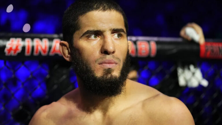 champion américain makhachev