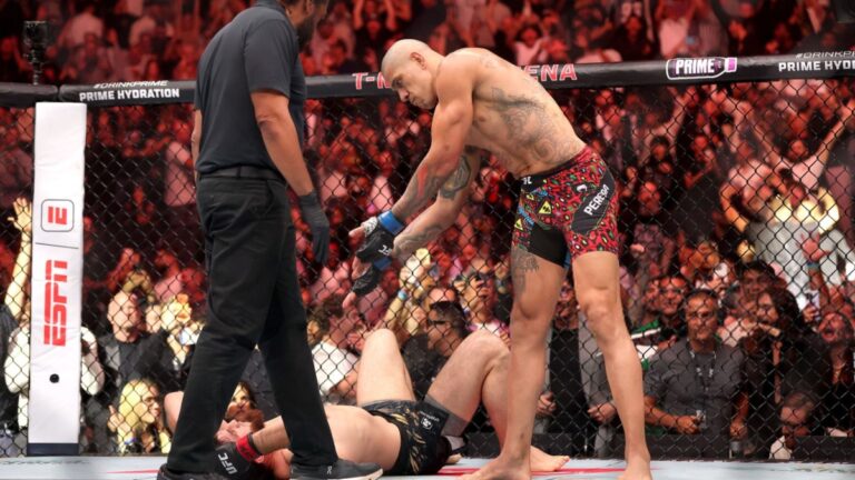 ufc 320 alex pereira ko ankalaev secondes
