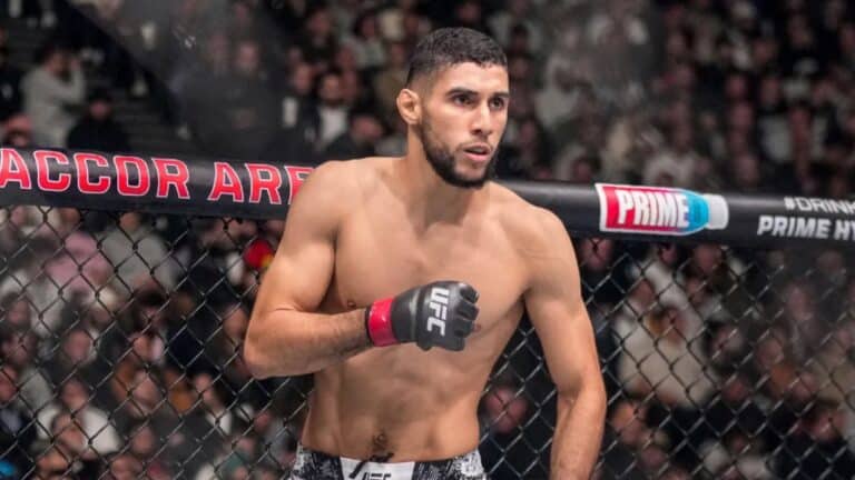 Fares Ziam sort du top 15 UFC