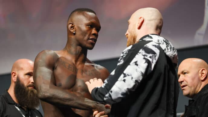 Adesanya Pyfer un face-à-face inattendu marqué par le respect avant l'UFC Seattle