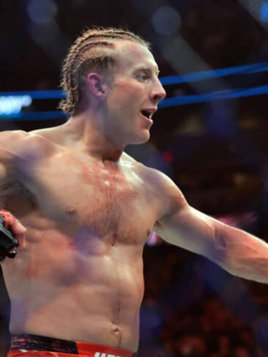 Paddy Pimblett son poids dans la cage