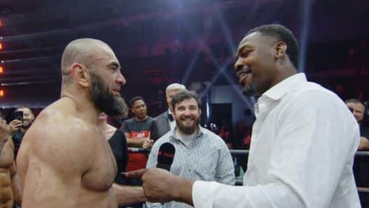 il bat yoel romero provoque jon jones