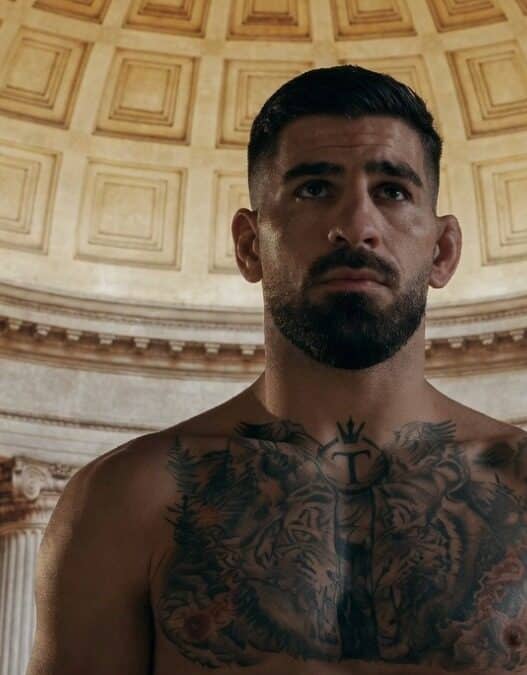 ilia topuria cadeau justin gaethje ufc maison blanche