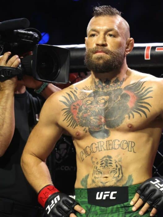 Conor McGregor réagit après sa défaite contre Max Holloway