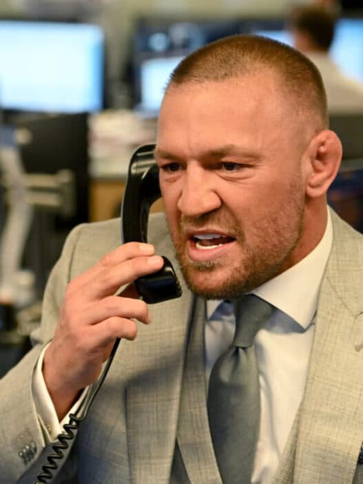 L’entraîneur de Conor McGregor révèle le mensonge de son premier combat contre Max Holloway