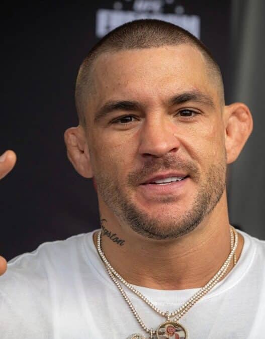decision radicale dustin poirier incident aeroport
