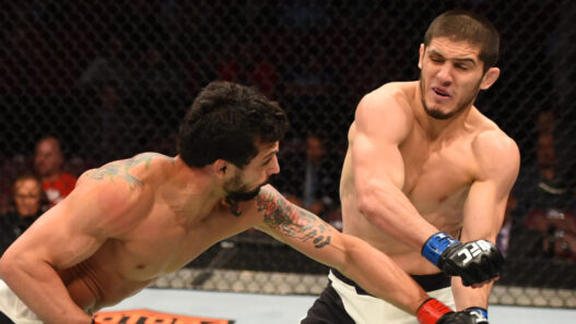 Le seul homme à avoir mis KO Islam Makhachev n’a plus jamais gagné un seul combat
