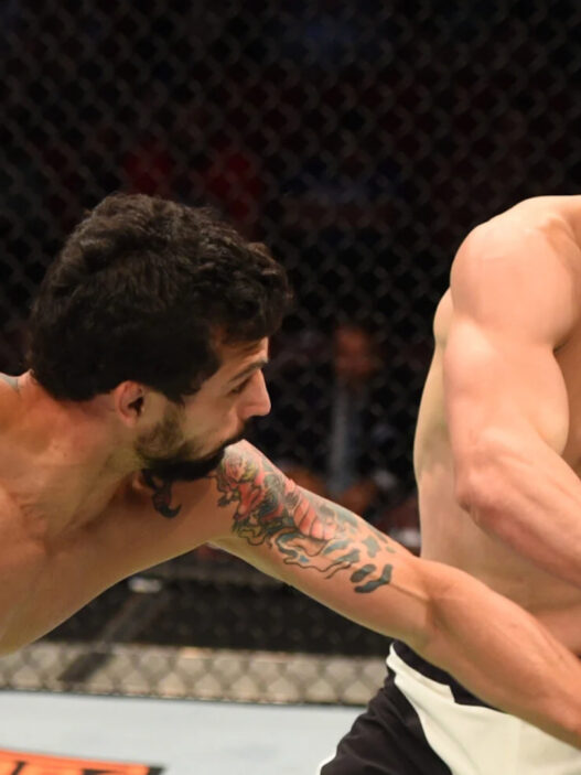 Le seul homme à avoir mis KO Islam Makhachev n’a plus jamais gagné un seul combat