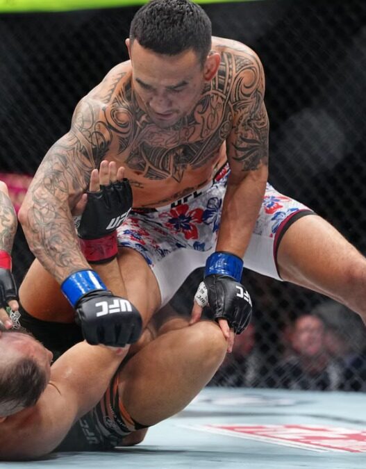 max holloway tacle conor mcgregor après ufc 329