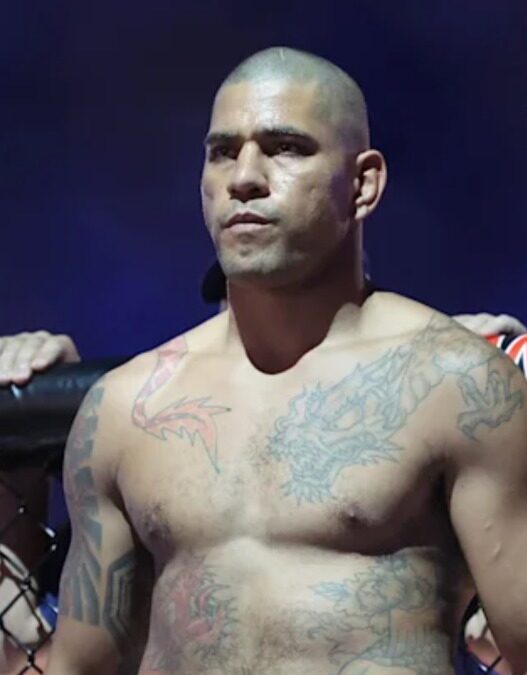 alex pereira prépare retour avec légende ufc cain velasquez