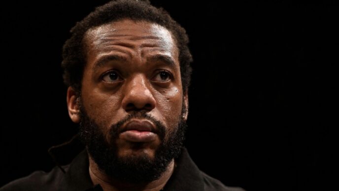 ufc herb dean arbitre polémique