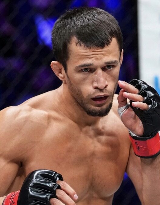 usman nurmagomedov premier adversaire ufc