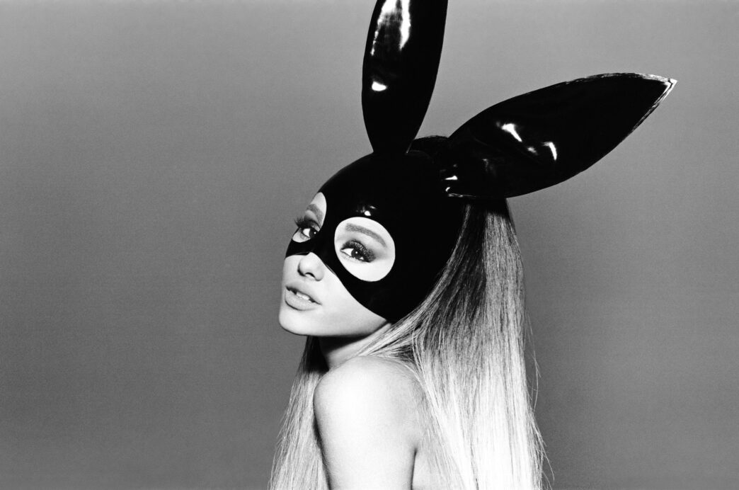 Ariana Grande - Dangerous Woman