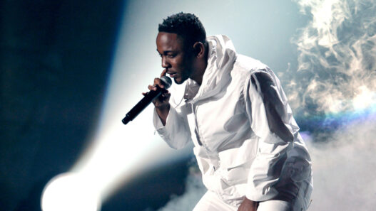 DJ Khaled Ft. Kendrick Lamar, Big Sean & Betty Wright - Holy Key