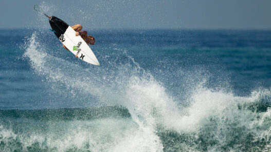 Le prodige du surf John John Florence en 5 vidéos