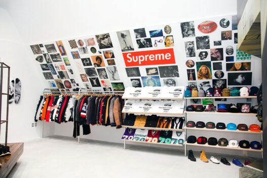Supreme-Couv