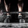 Commencer la muscu avec et sans matériel avec un programme de 4 semaines