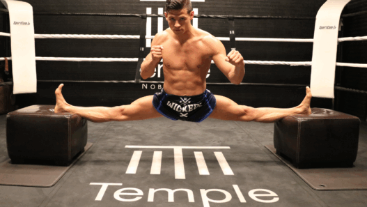 interview-tom-duquesnoy-le-futur-du-mma-nous-contemple