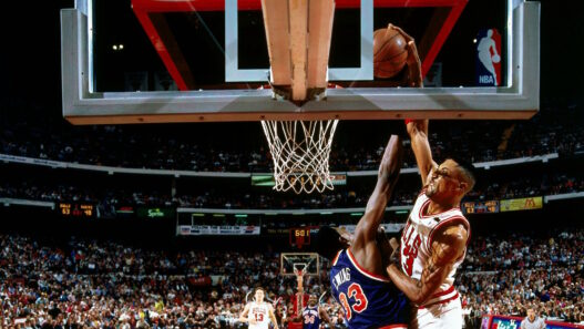 Quand Scottie Pippen posait un dunk monstrueux sur Patrick Ewing