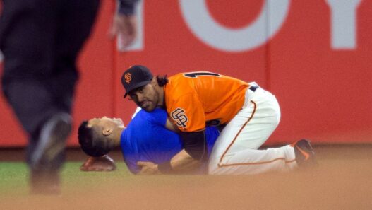 angel-pagan-bodyslam