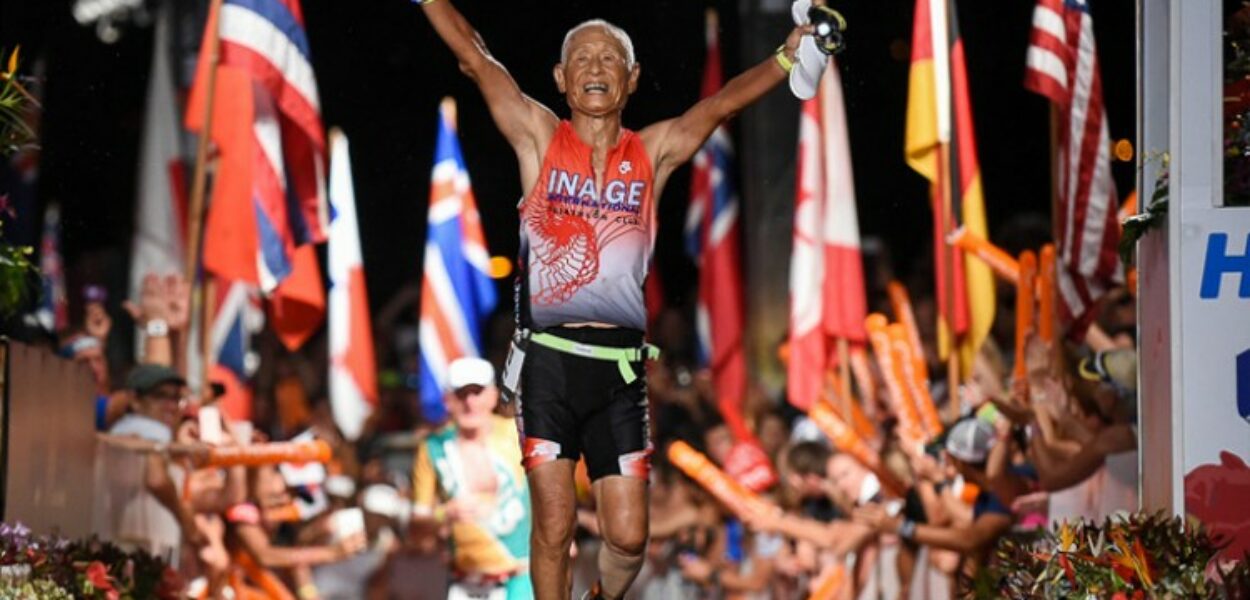 À 83 ans, Hiromu Inada a terminé l’ironman de Hawaï dans les temps !