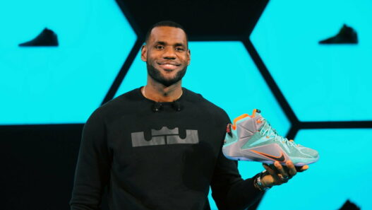 la-connerie-du-jour-adidas-avait-la-possibilite-de-signer-lebron-james