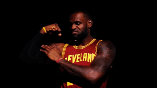 L'introduction des Cavaliers pour la saison 2016-2017 est une dinguerie