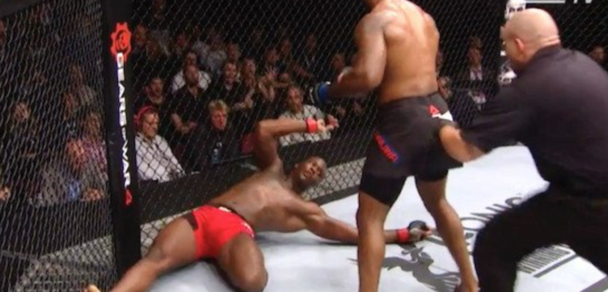 UFC 204 – Jimi Manuwa a ruiné le pauvre Ovince Saint Preux