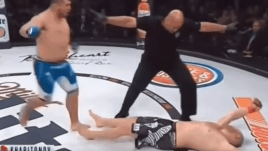 Bellator 163 &ndash; l&rsquo;&eacute;norme KO de Javy Ayala sur Sergei Kharitonov