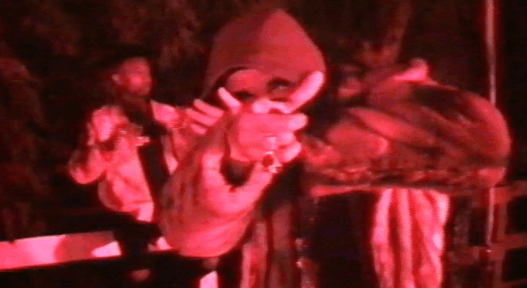 Drake dévoile le clip de Sneakin avec 21 Savage