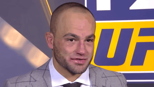 Eddie Alvarez revient sa tr&egrave;s lourde d&eacute;faite de l&rsquo;UFC 205