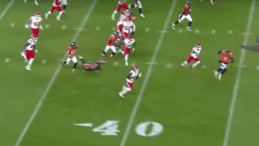 Le TD monstrueux de Hill dans le match fou entre les Chiefs et les Broncos