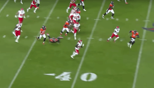 Le TD monstrueux de Hill dans le match fou entre les Chiefs et les Broncos