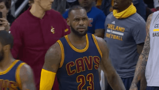 LeBron James ressort le costume de MVP et défonce les Celtics