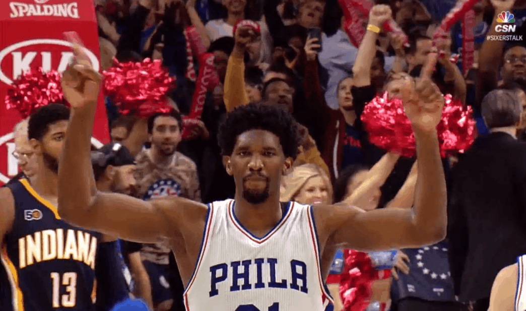 Premi&egrave;re victoire de la saison pour les Sixers avec un &eacute;norme Embiid