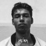 Un Georgio poss&eacute;d&eacute; pour le superbe album Hera
