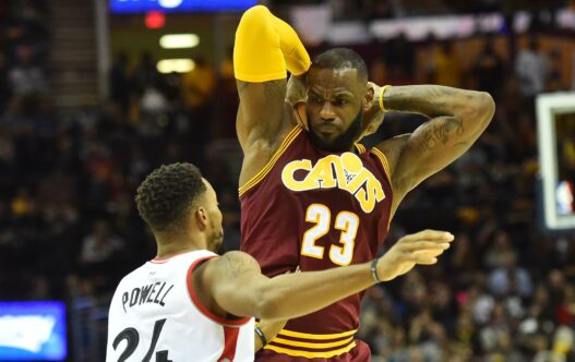 Un monstrueux LeBron James s&rsquo;offre les Toronto Raptors