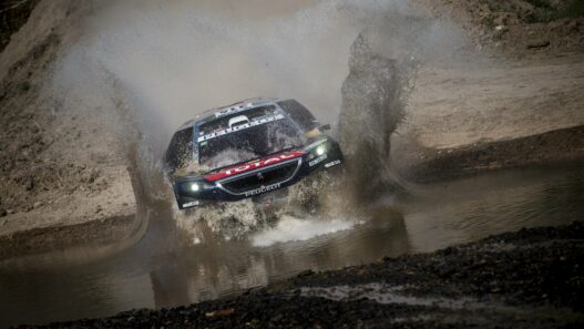 Documentaire &ndash; le premier Dakar gal&egrave;re de S&eacute;bastien Loeb