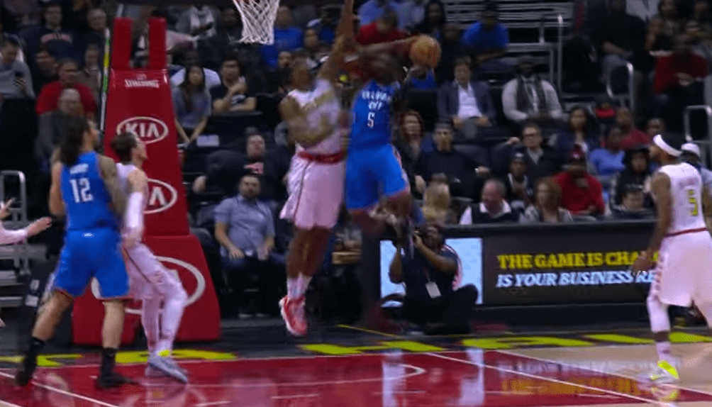 Poster - Victor Oladipo assassine Dwight Howard