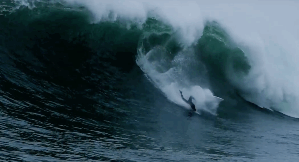 mavericks-Matt-Rott-Wipeout