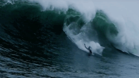 mavericks-Matt-Rott-Wipeout