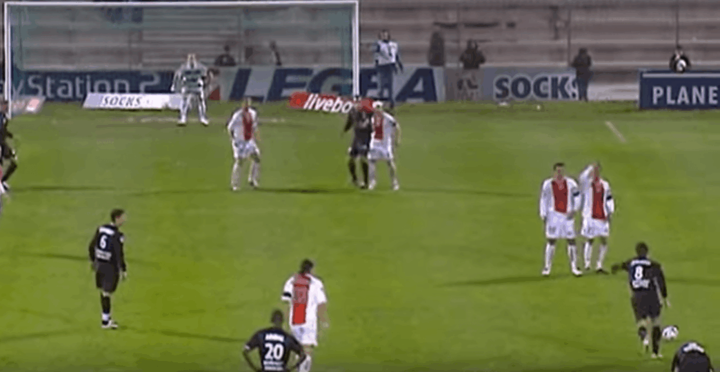 Le coup de Franc de légende de Juninho Pernambucano contre Ajaccio