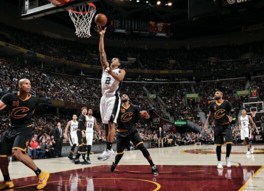En overtime, les Spurs s’imposent face aux Cavaliers !