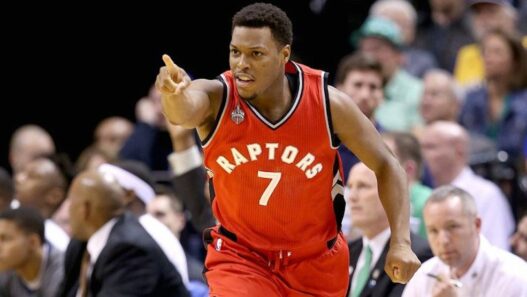 Kyle Lowry sort le lance-flamme contre les Los Angeles Lakers