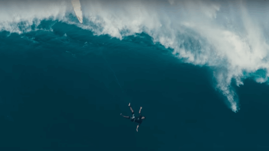 Les surfeurs professionnels racontent leurs plus gros wipeouts