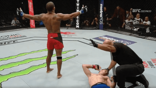 UFC 207 – Le KO retentissant d’Alex Garcia contre Mike Pyle