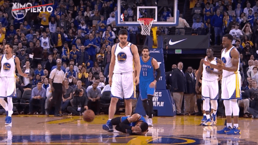 Zaza Pachulia Russell Westbrook